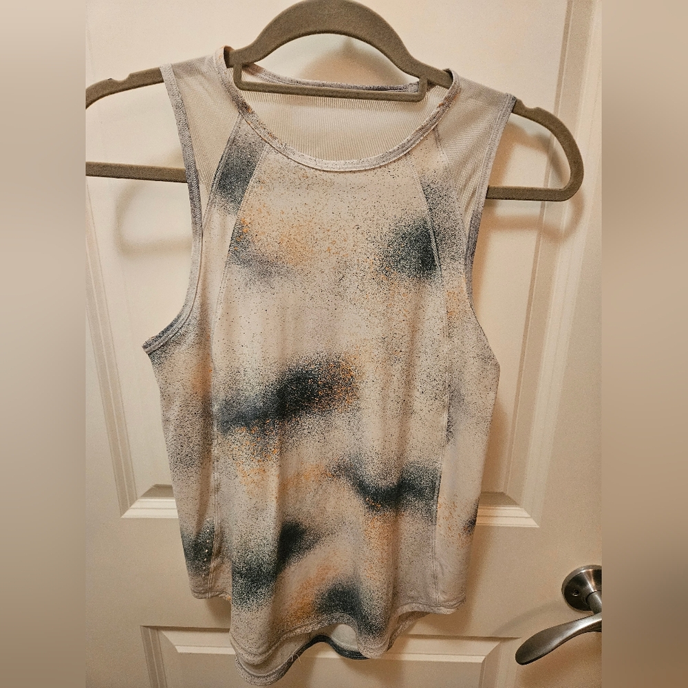 Lululemon Tank With Reflectors On Side.